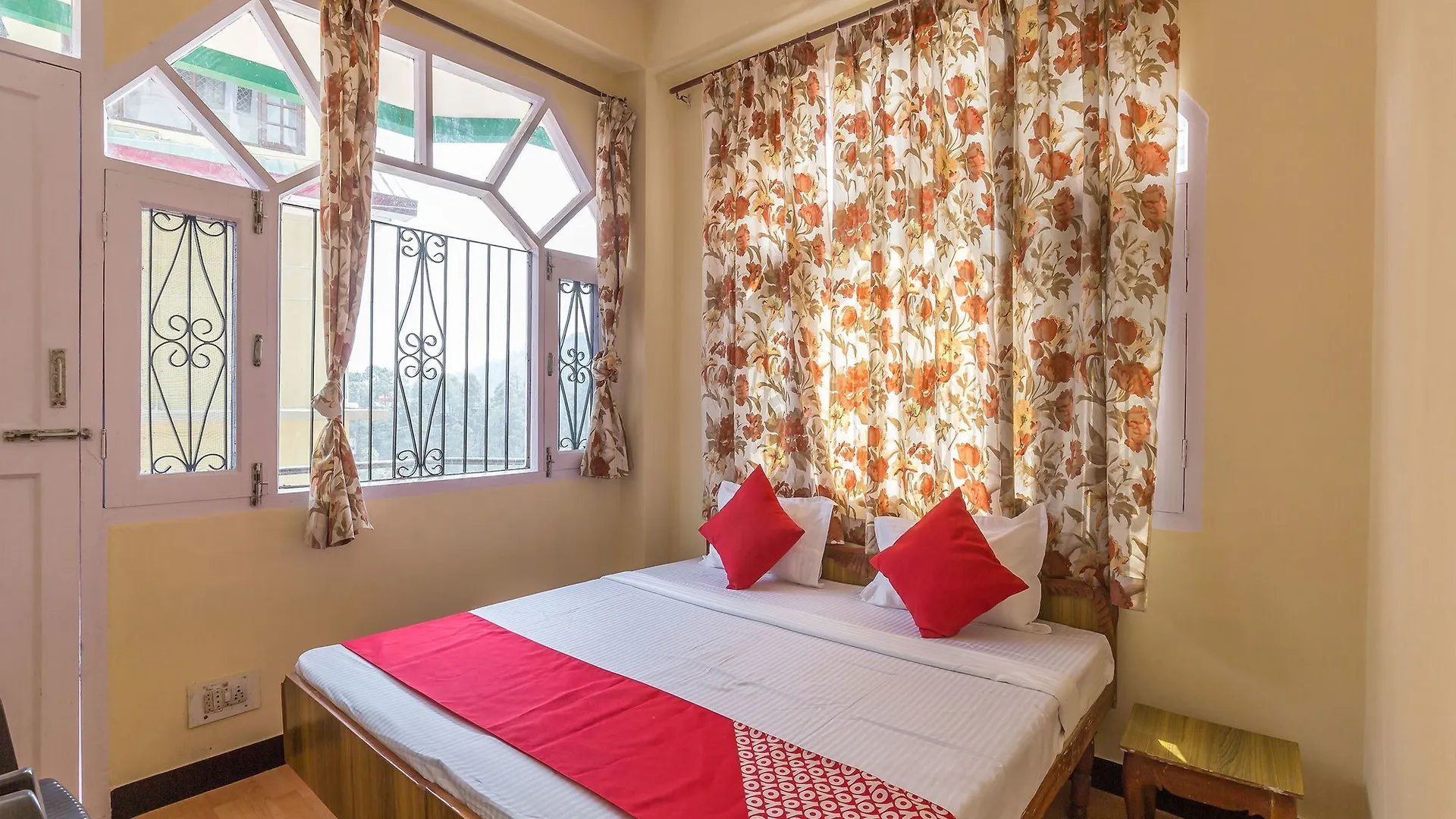 Oyo 12685 Home 2Bhk Sankat Mochan Shimla 0*,