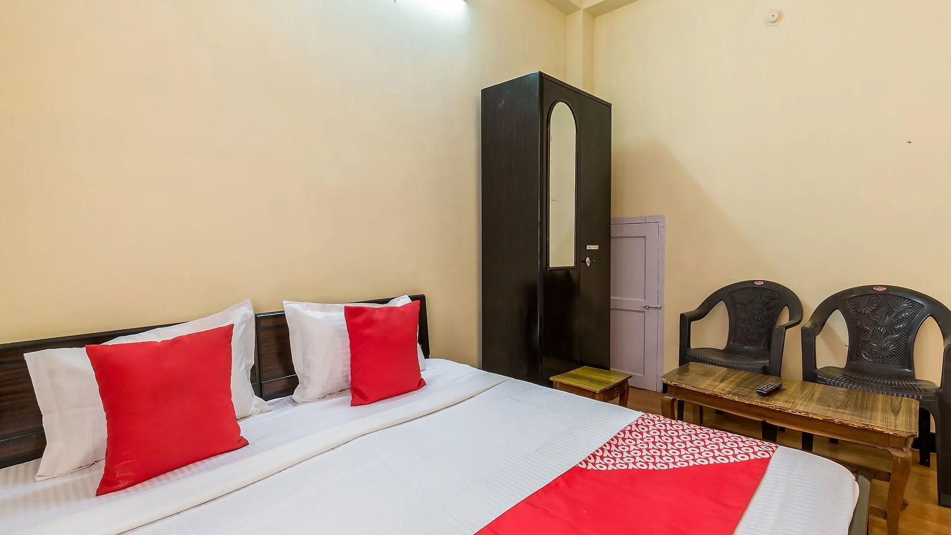 Oyo 12685 Home 2Bhk Sankat Mochan Shimla Apartment